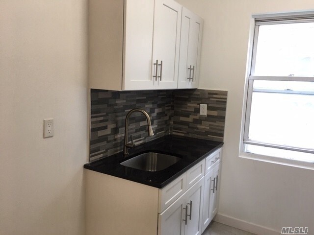 Foto del edificio - 37-20-37-90 90th St