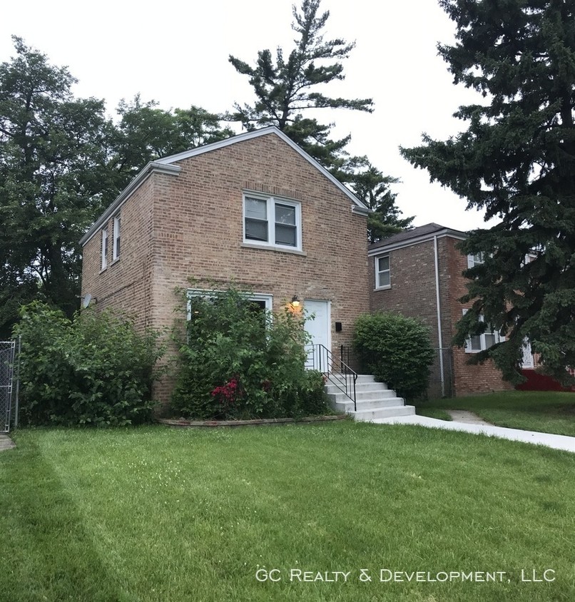 Foto principal - 9246 S Peoria St