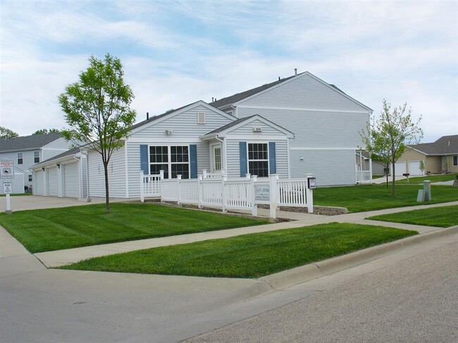 Foto del edificio - The Gables Townhomes