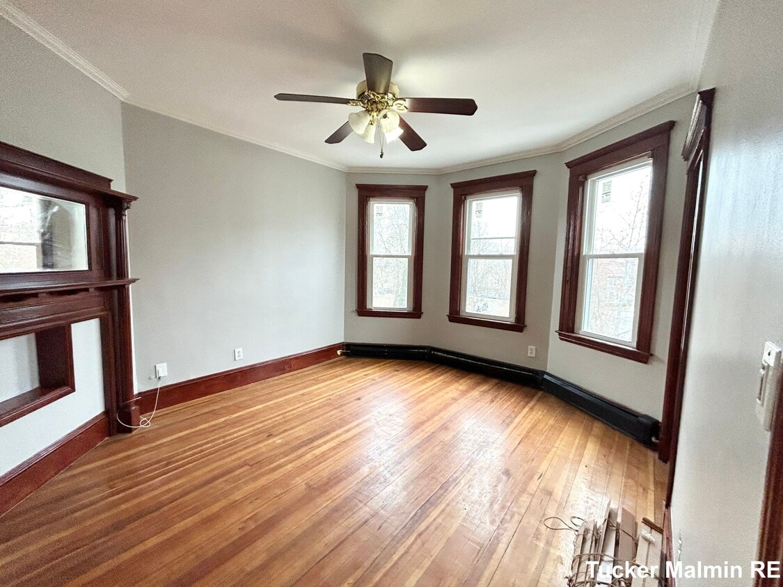 Primary Photo - 22 Wakullah St