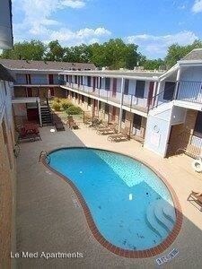 Foto del edificio - 1200 W 40th St