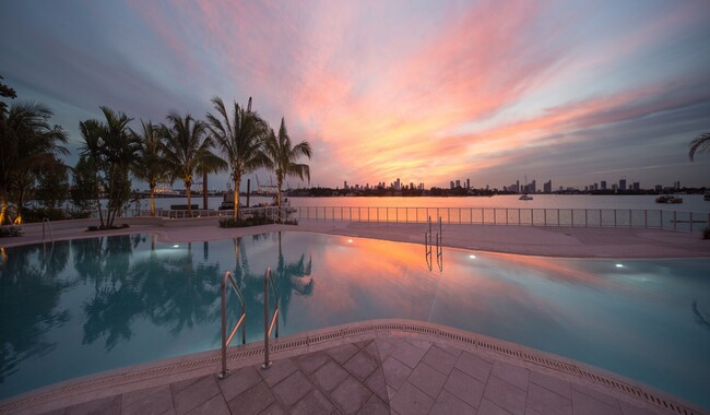 Discover luxury Miami living - Southgate Towers