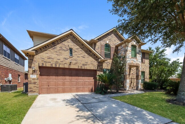 Foto del edificio - 26049 Kingshill Dr