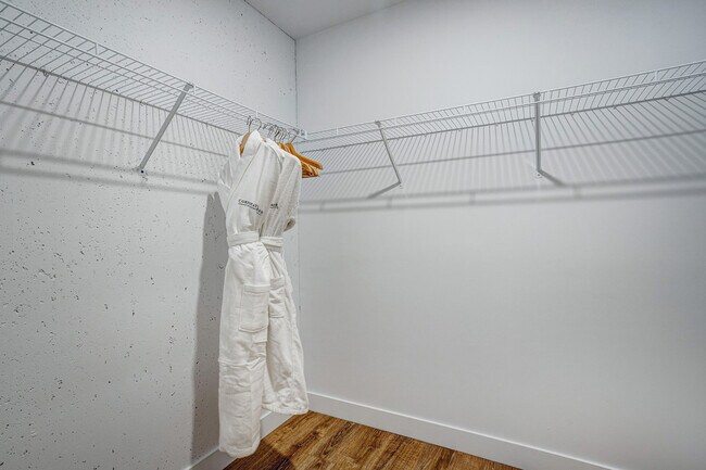 Photo du bâtiment - 2100 Rue de Bleury