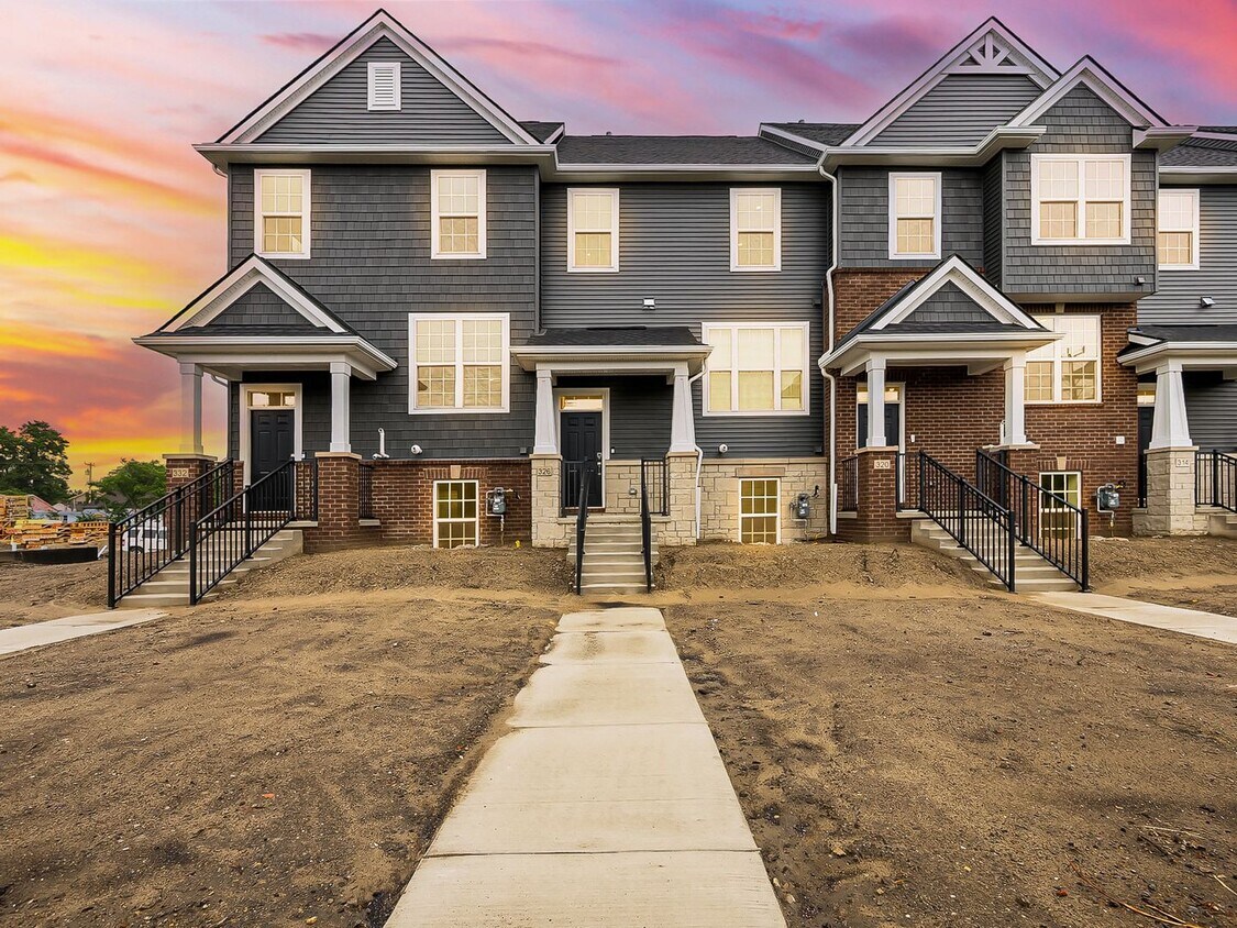 Foto principal - AVAILABLE NOW! Brand New Construction in P...