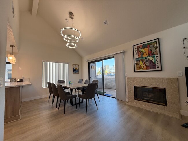 Building Photo - 4639 Executive Dr