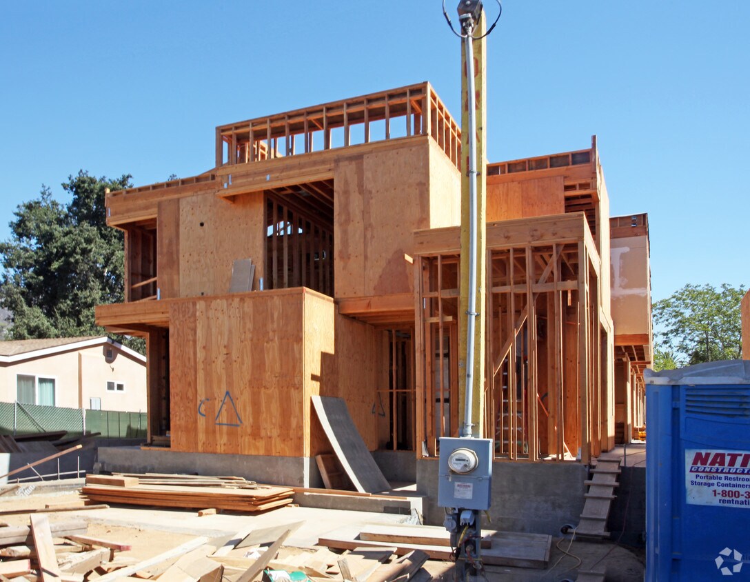 Building Photo - 1232 N Pacific Ave