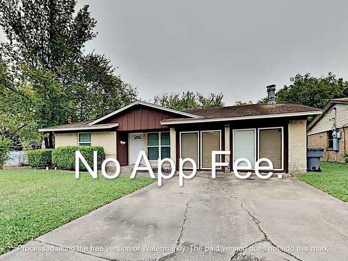 Primary Photo - No App Fee