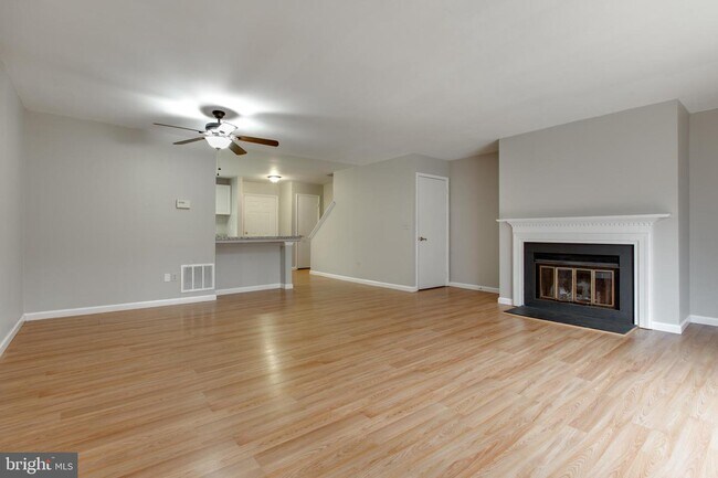 Building Photo - 26 Benway Ct