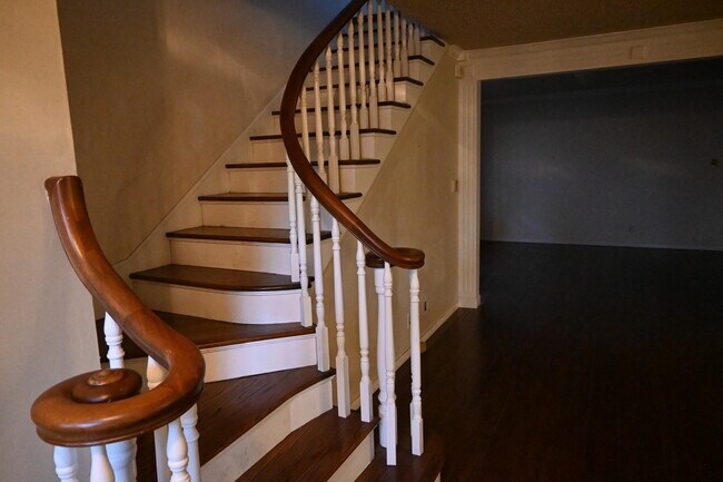 Foto del edificio - 14702 Dickens St