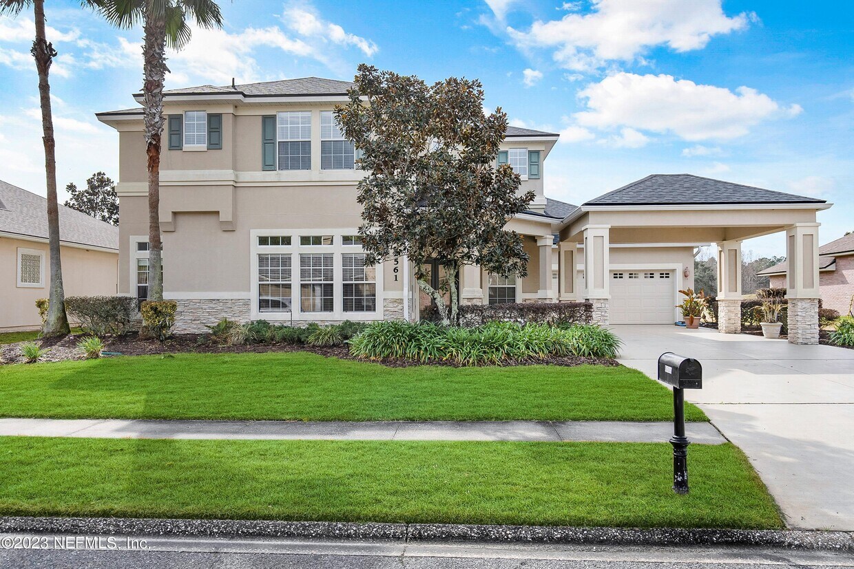 Foto principal - 2561 Whispering Pines Dr