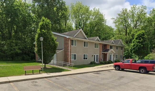 Foto del edificio - 808 Treewood Dr
