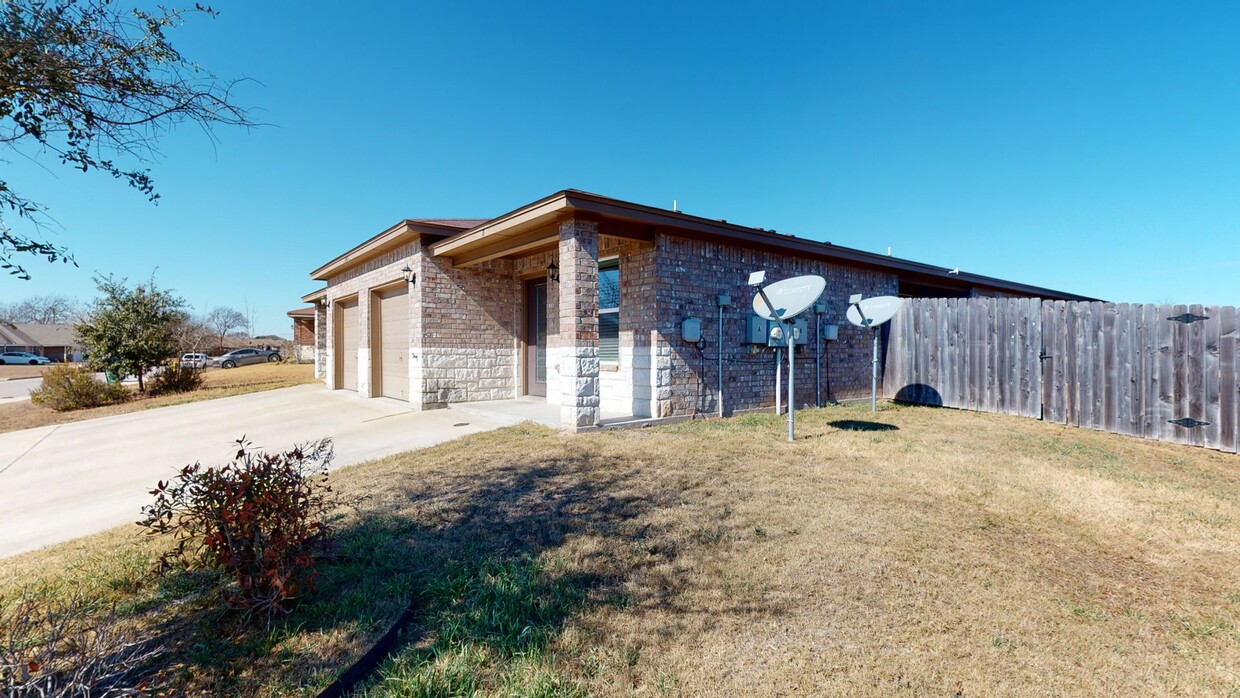 Foto principal - DUPLEX IN HARKER HEIGHTS!!!