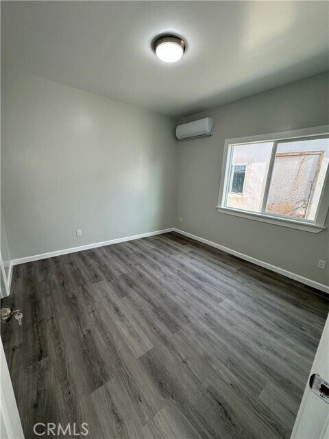 Foto del edificio - 627 W Lemon Ave