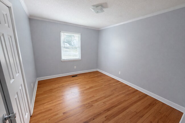 Foto del edificio - 503 Kirby Dr