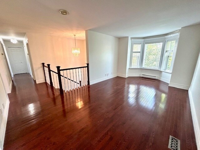 Photo du bâtiment - 6 Cedarcrest Pl