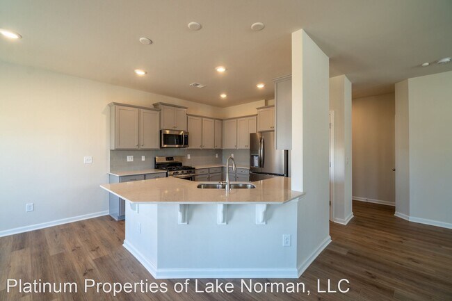 Foto del edificio - 4 br, 2.5 bath House - 14015 Wooden Snow T...