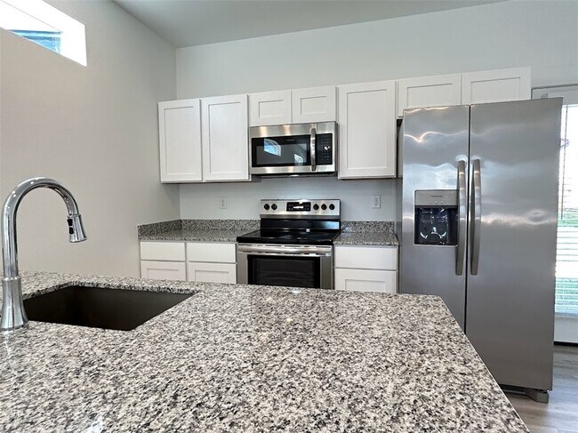 Foto del edificio - 960 Ventnor Ave