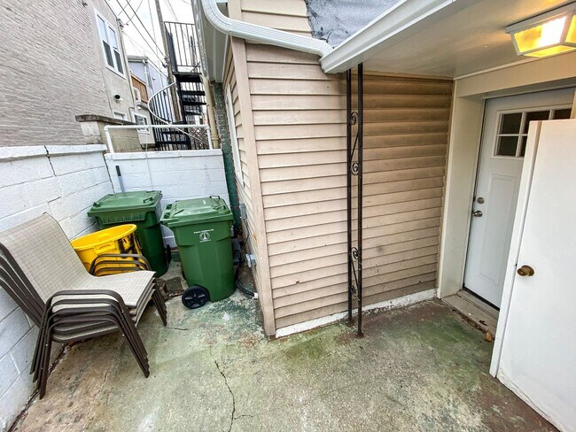 Photo - Sophisticated Comfort: Stylish 2-Bedroom Home