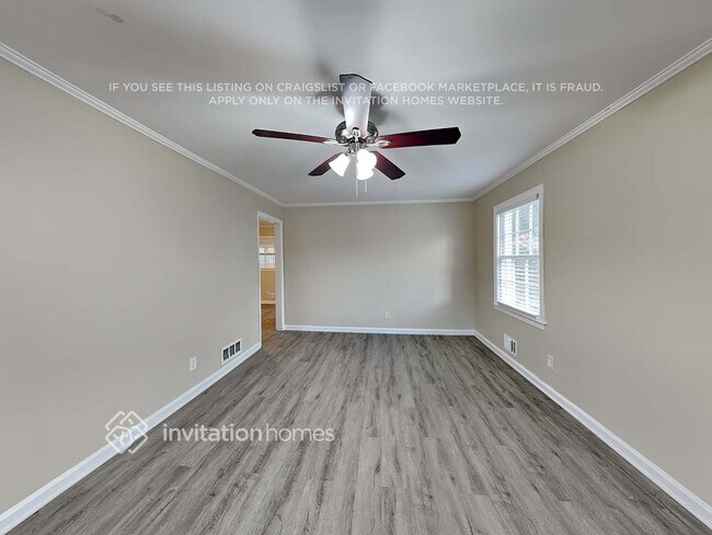 Foto del edificio - 8837 Elma St