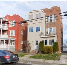Building Photo - 34 Groton St