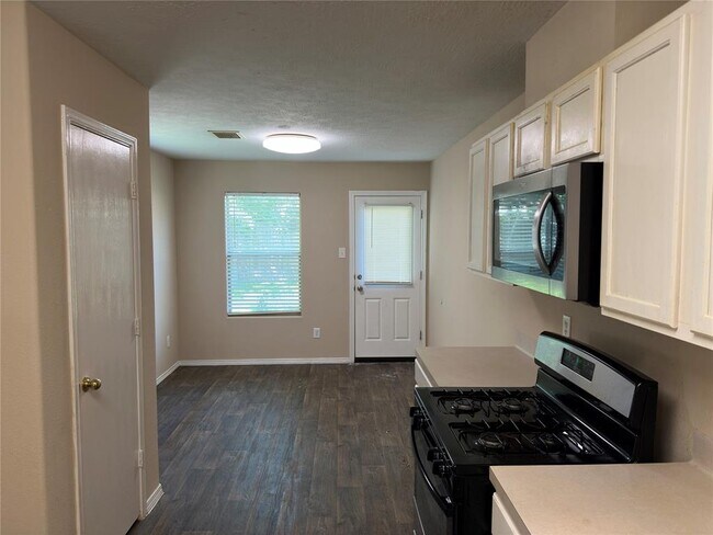 Foto del edificio - 16939 Suffolk Bridge Ln