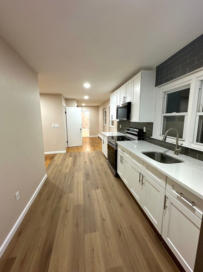 Foto del edificio - 23 Allview Ave