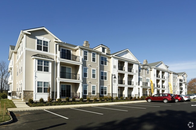 Building Photo - Halstead Place