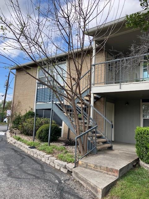 Primary Photo - 2450 Ashdale Dr