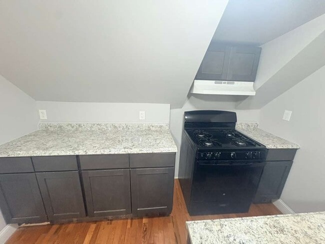 Foto del edificio - 12 Button St