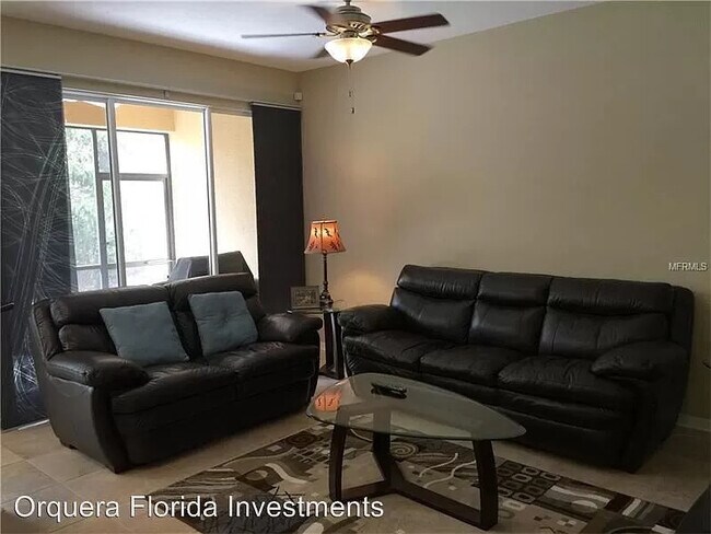 Building Photo - 8277 Villa Grande Ct