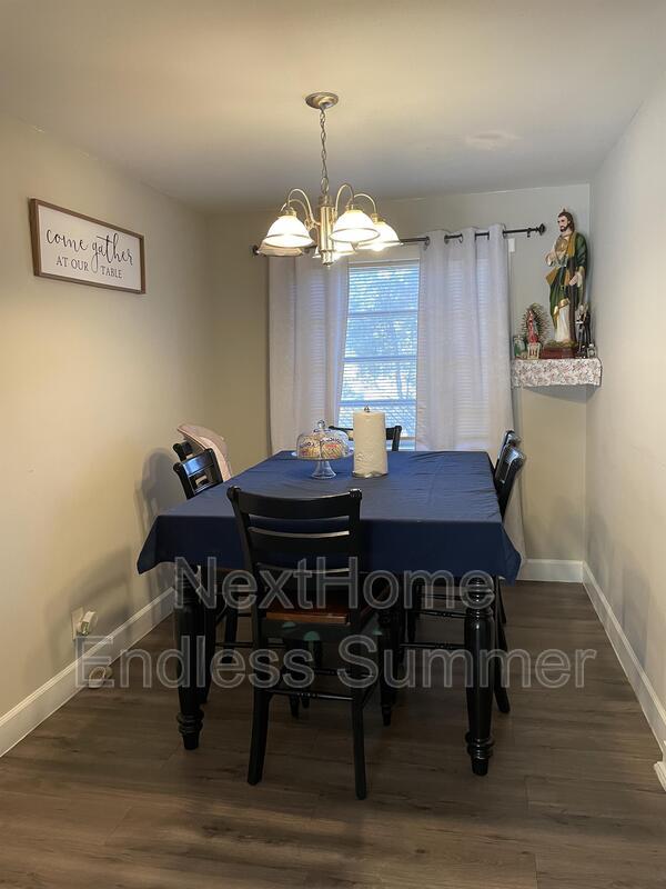Foto del edificio - 2619 Bywood Rd