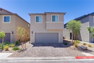 Building Photo - 9539 Wayfarer Seek Ct