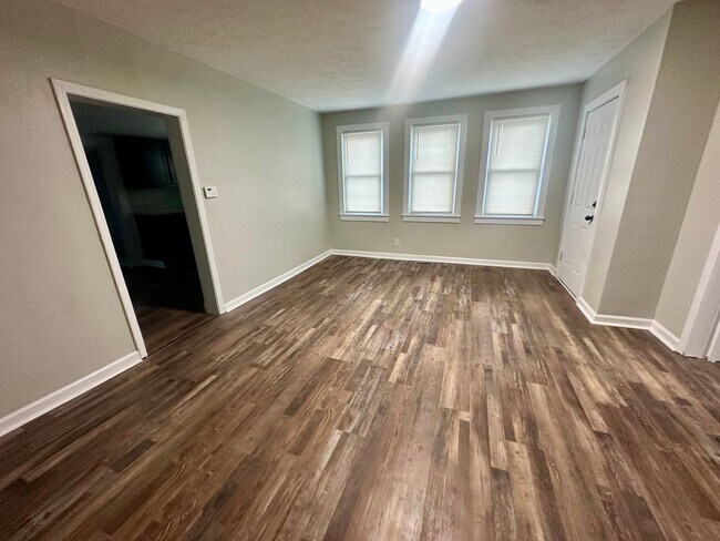 Foto del edificio - 3 Bedroom, Main Level Primary Bedroom