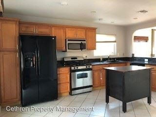 Foto del edificio - 4 br, 2 bath House - 174 Treewood Street