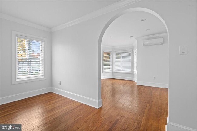 Building Photo - 182 W Court St