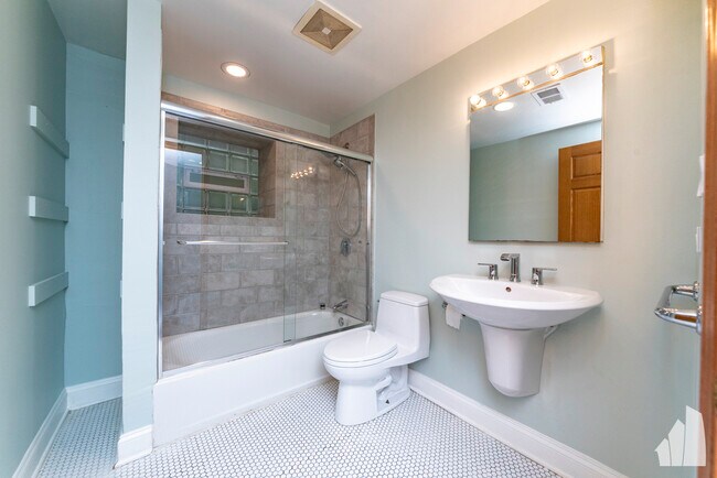 Foto del edificio - 4625 N Dover St