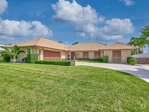 Building Photo - 1090 Fairview Ln