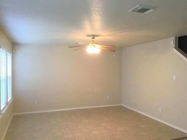 Foto del edificio - 10423 Manor Crk