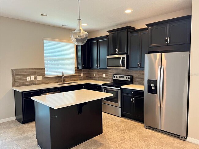 Building Photo - 3576 Brighton Park Cir