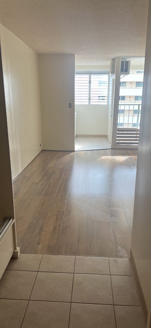 Foto del edificio - Renovated studio @ Pacific Grand $1400.00