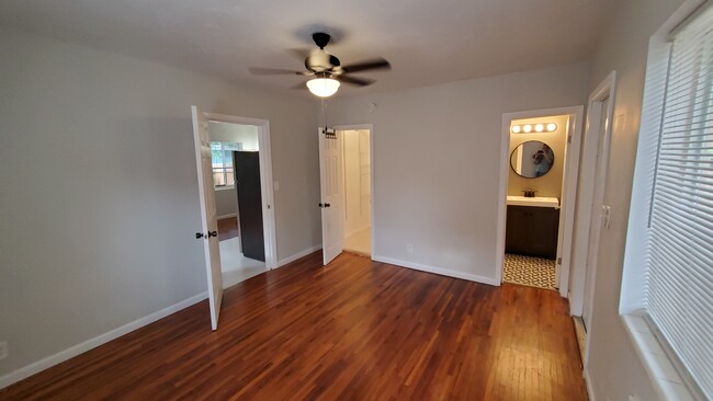 Bedroom - 619 SW 14th Ave