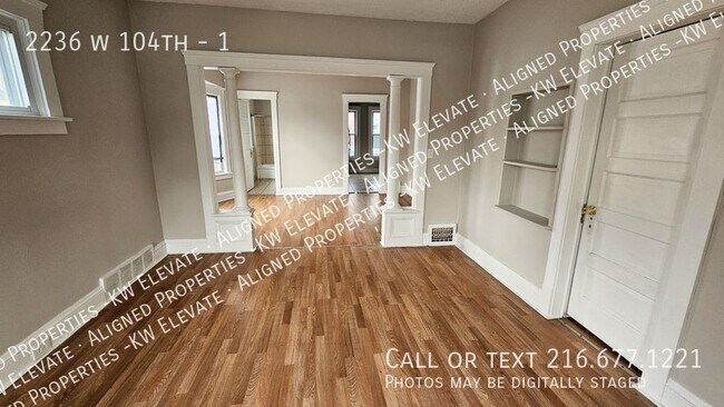 Foto del edificio - 2236 W 104th St