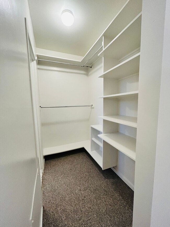 Interior Photo - Winthrop Terrace