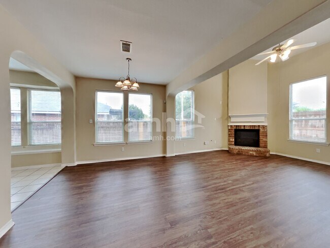 Foto del edificio - 20123 Wide Creek Ct