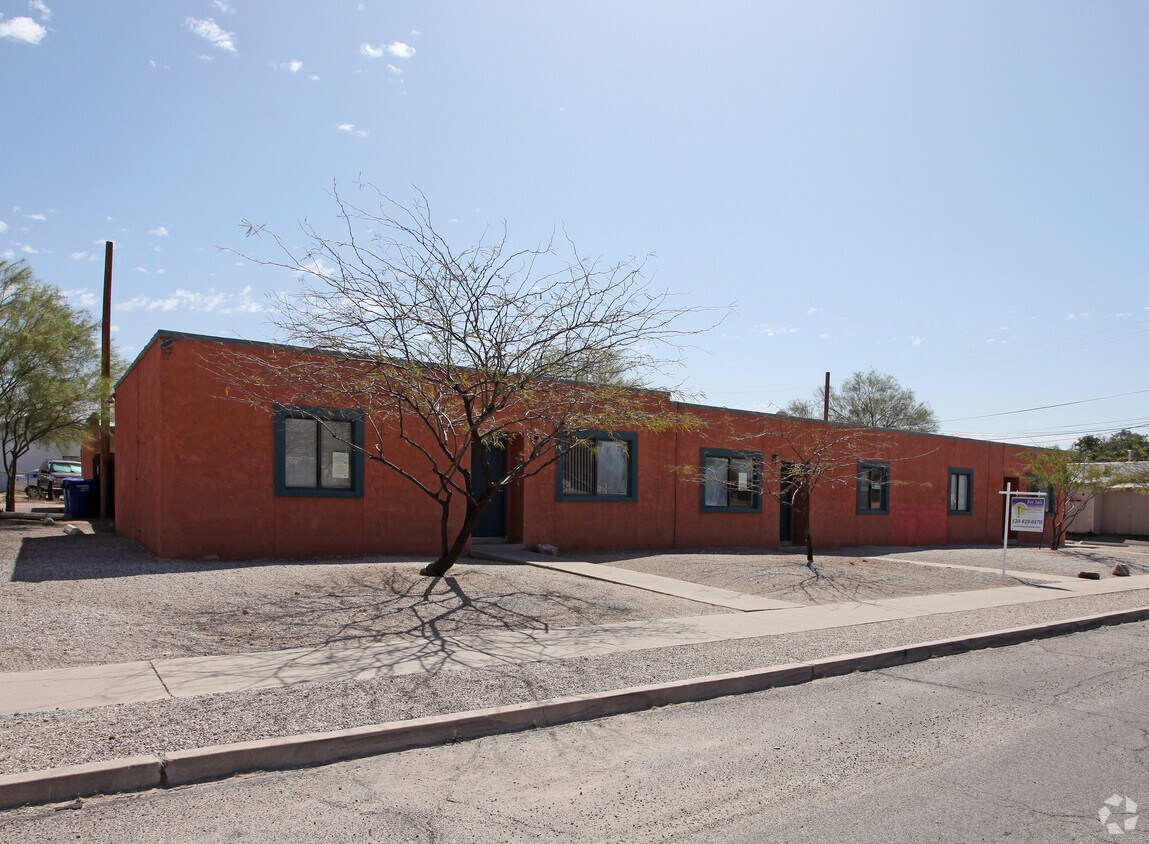 Building Photo - 135-145 W Rillito St