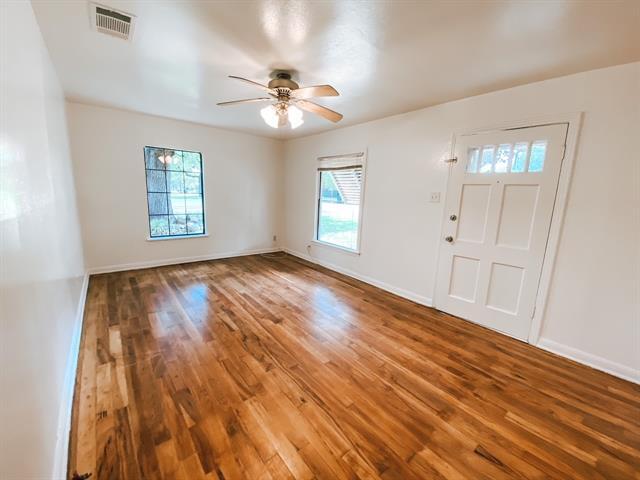 Building Photo - 727 Sam Calloway Rd