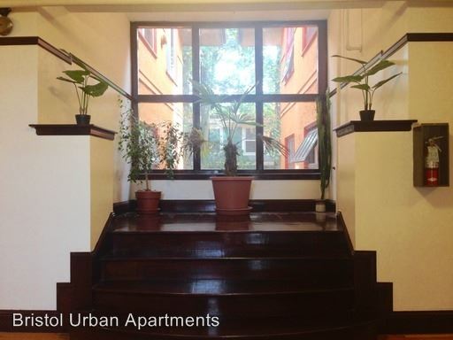 Foto del edificio - 3268 SE Hawthorne Blvd