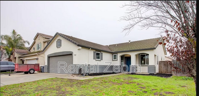 Foto del edificio - 3120 Dinkey Creek Ave