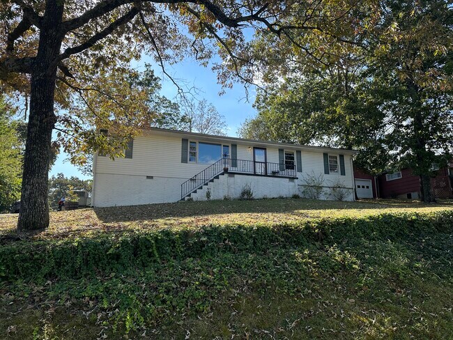 Foto del edificio - 3350 Black Oak Cir